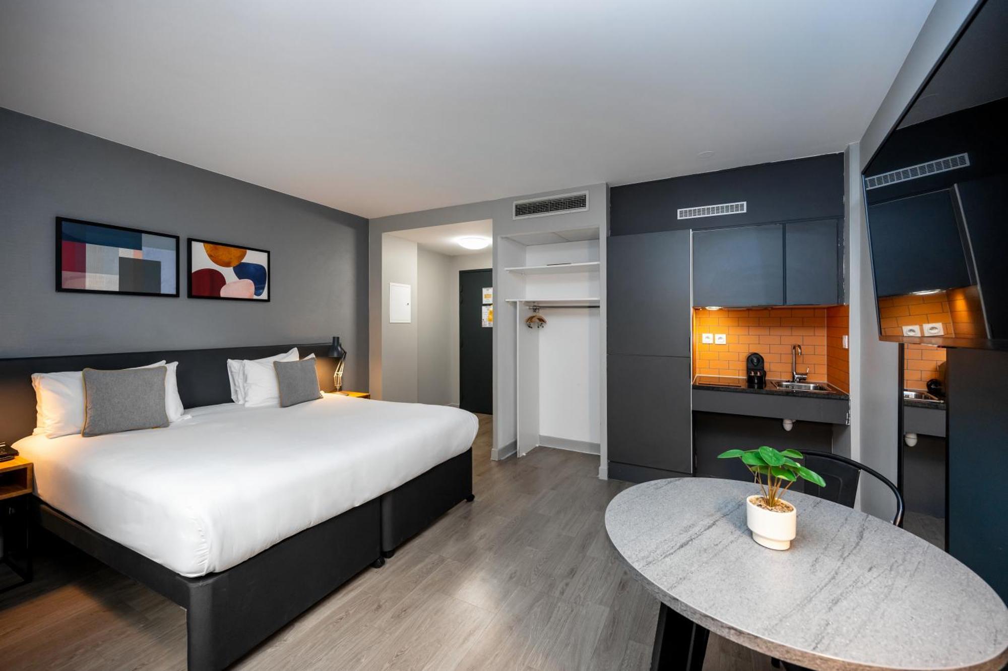 Staycity Centre Vieux Port 3* Marsella