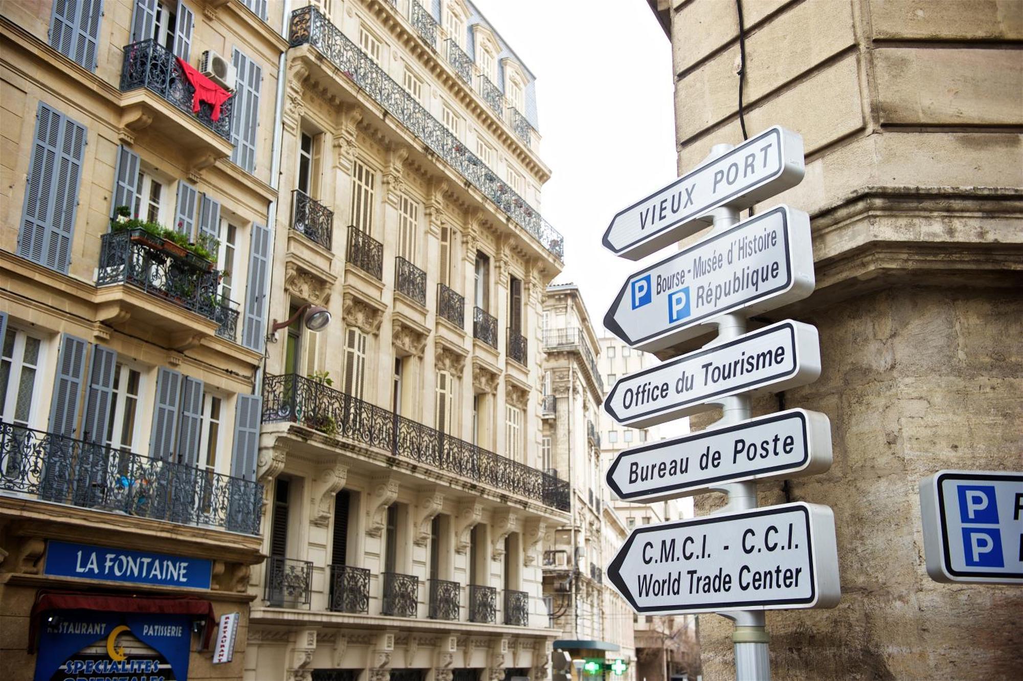 Staycity Centre Vieux Port Apartahotel 3*