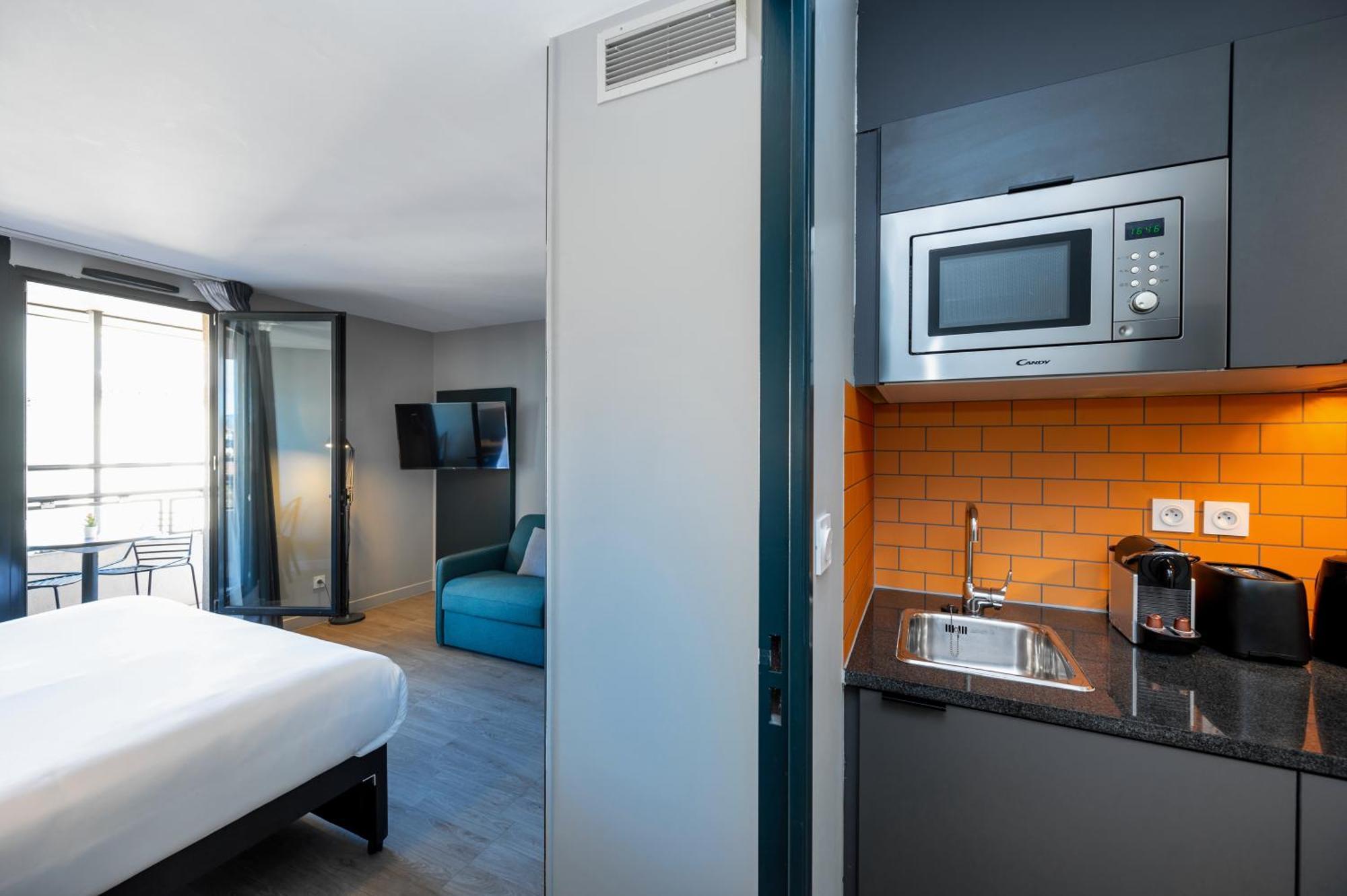 Staycity Centre Vieux Port 3*