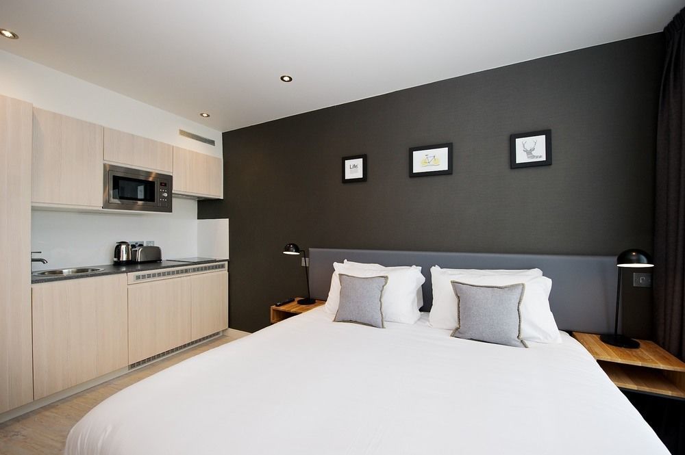 Staycity Centre Vieux Port Aparthotel 3*