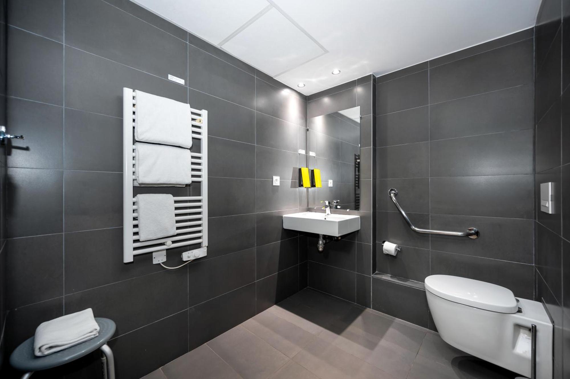Staycity Centre Vieux Port 3*